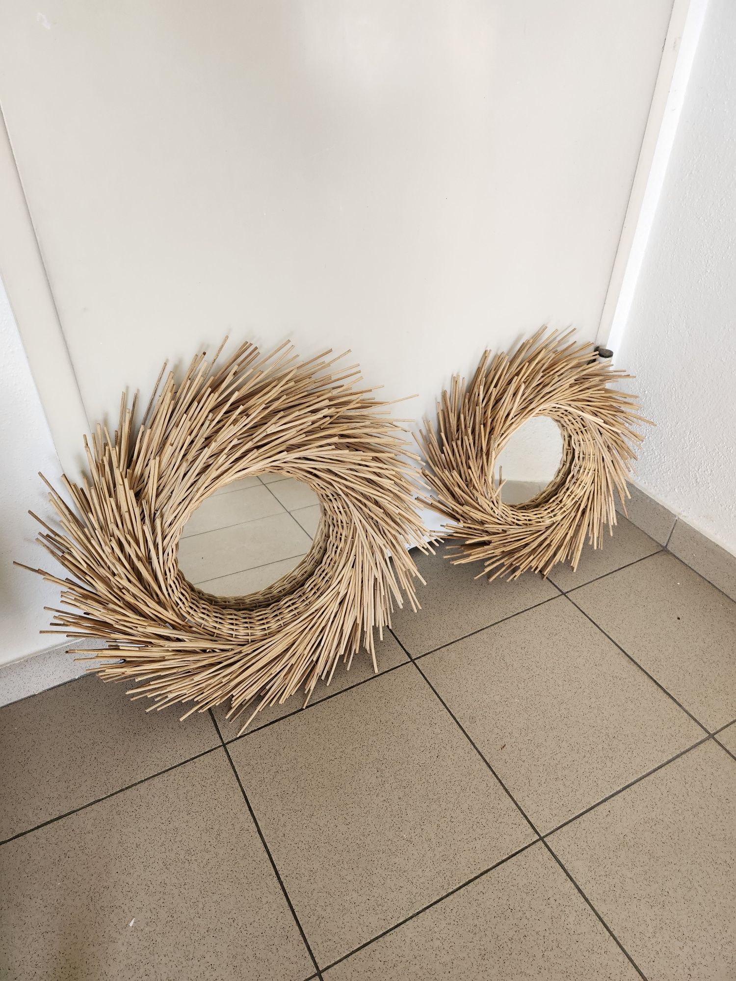 Espelhos decorativos em rattan