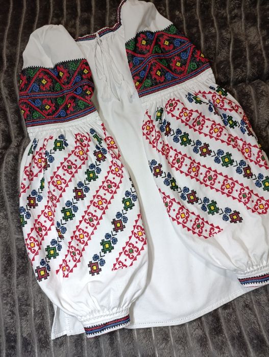 Вишиванка створена за мотивами "Буковинські Подільські вишивки"