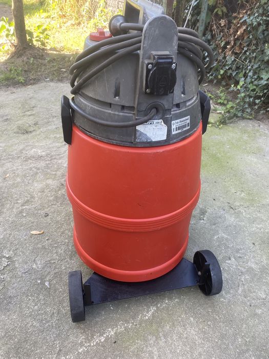 Hilti TDA VC 40 - bardzo mocny odkurzacz przemysłowy, faktura