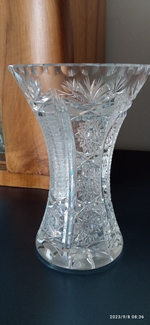 Średni wazon kryształowy, PRL