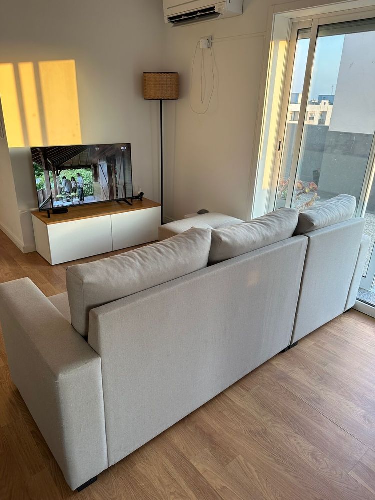 Sofá com chaise-long e cama – 2,20m