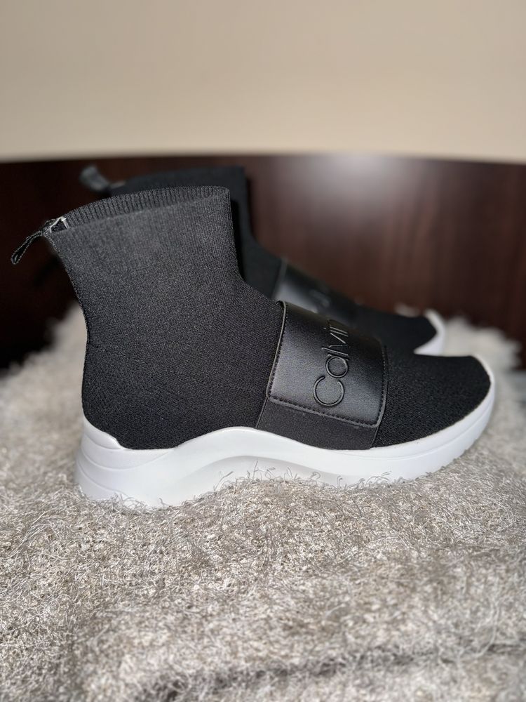 Calvin Klein oryginalne sneakersy czarne lekkie casual minimal klasa40