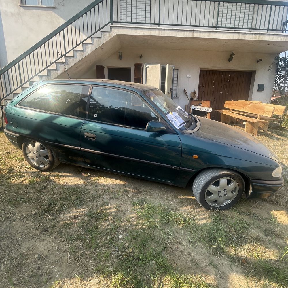 Opel Astra Comercial