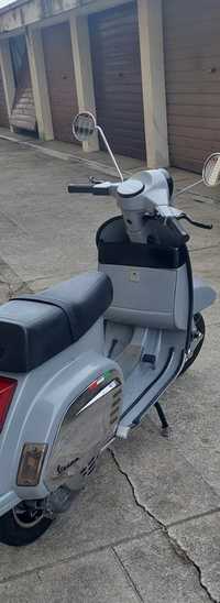 Vespa Pk impecável