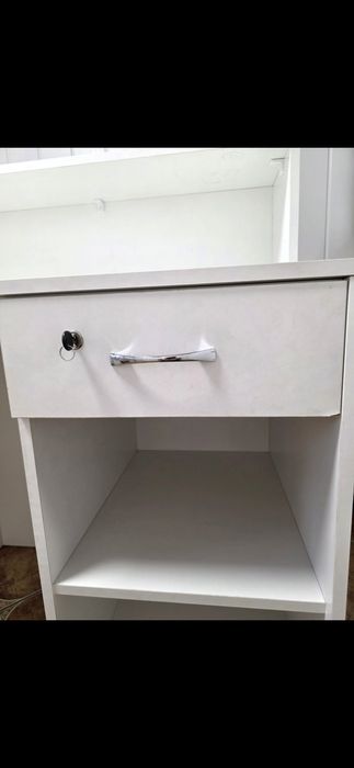 Biurko/ recepcja biała