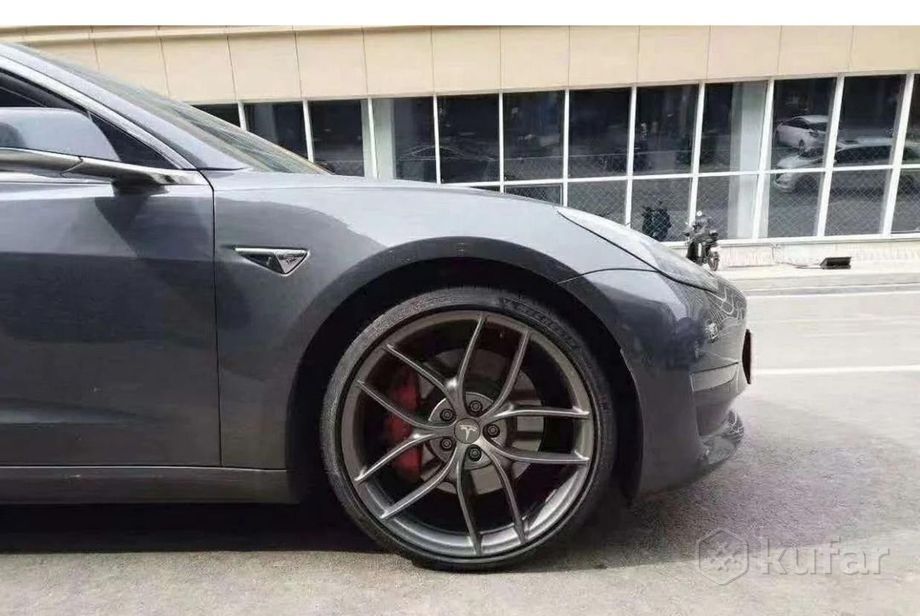 Диски Tesla R18 5x114.3 Flow Forming Model 3 PERFORMANCE