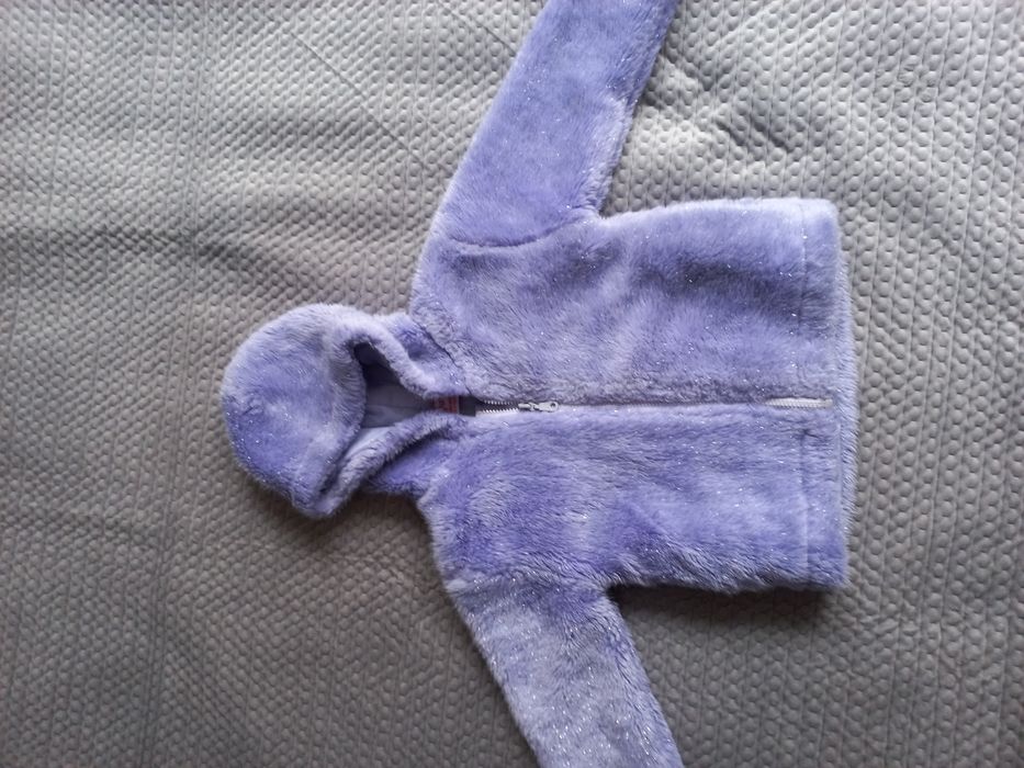 Bluza - kurtka, futro z kapturem dla dziewczynki (3-4 lata)