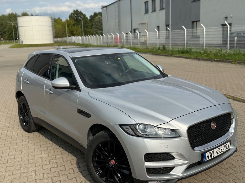 Jaguar F-Pace Jaguar F-Pace 2017 2.0 Diesel 180 KM AWD Bezwypadkowy panorama