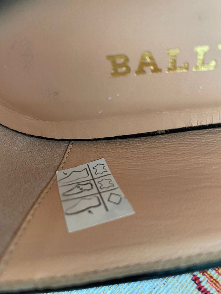 NOWE ekskluzywne buty Bally rozmiar 35-36