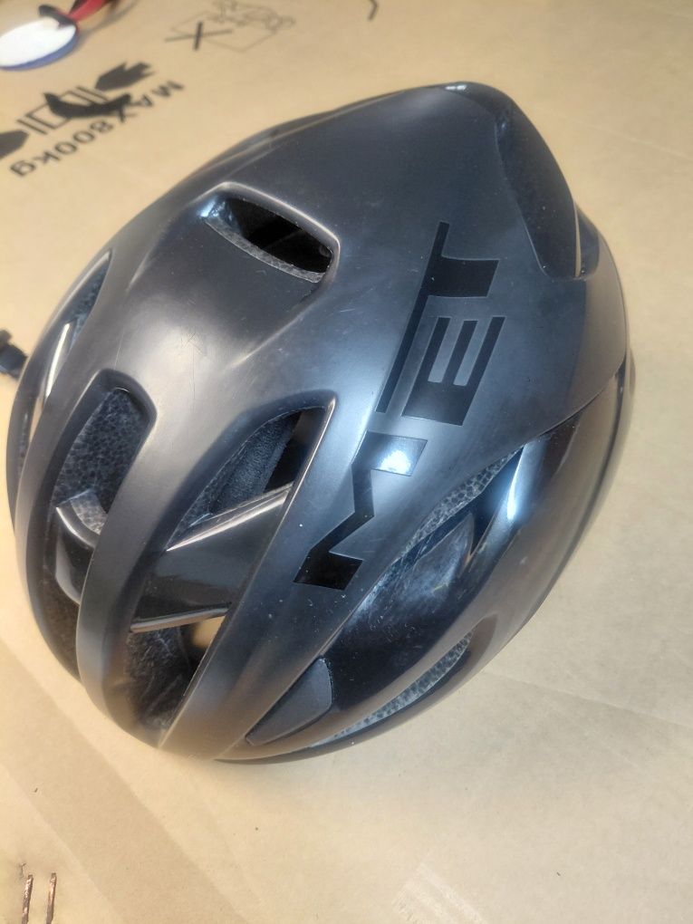 Capacete Met Rivale