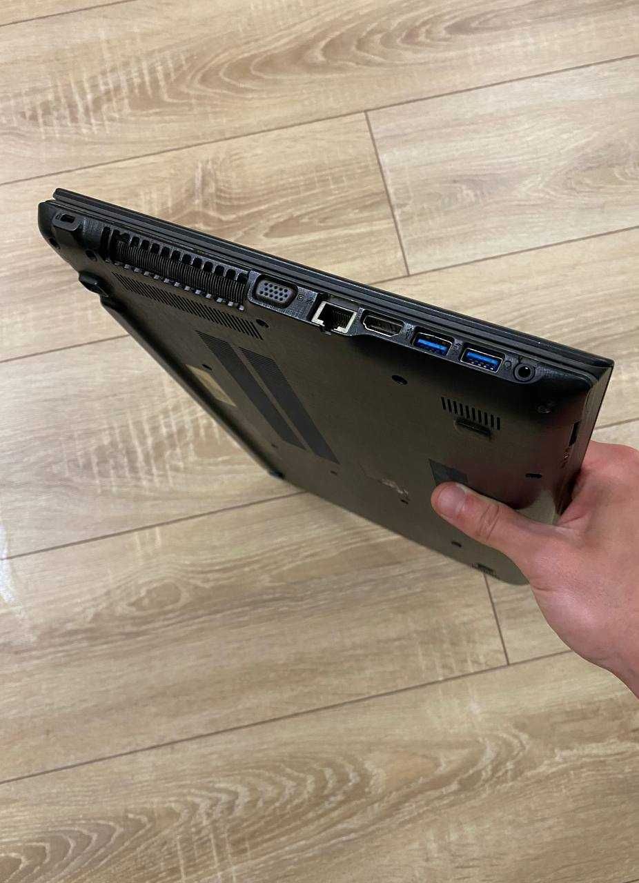 Ноутбук Acer Aspire E5-573G/ i5-5200U/ 8GB/ SSD 256GB/ NVIDIA 920M 2GB
