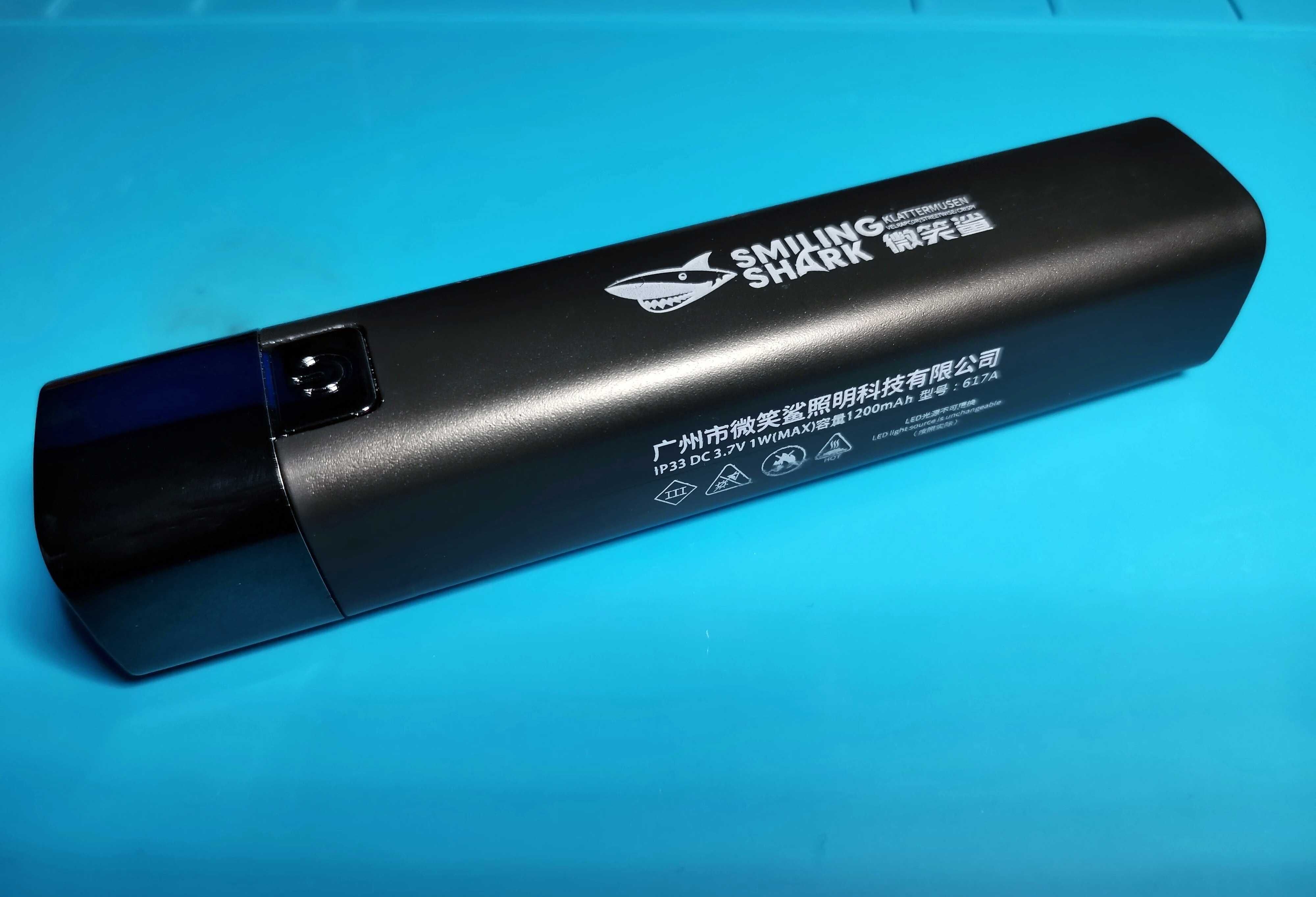 Супер яркий светодиодный фонарик USB перезаряжаемый на 18650 Li-ion