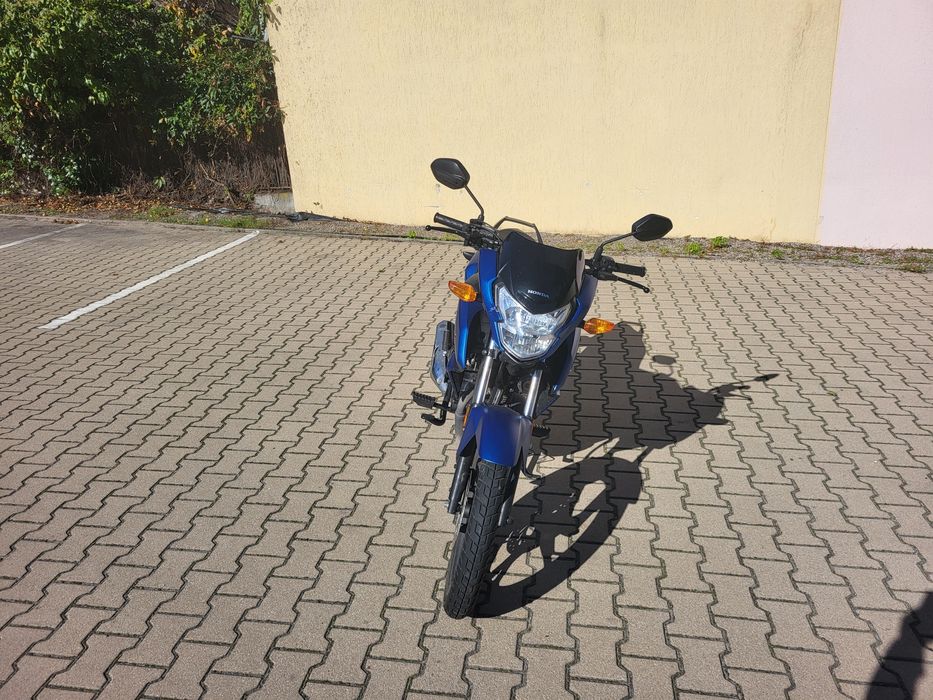 Honda CBF 125, 2024, z polskiego salonu