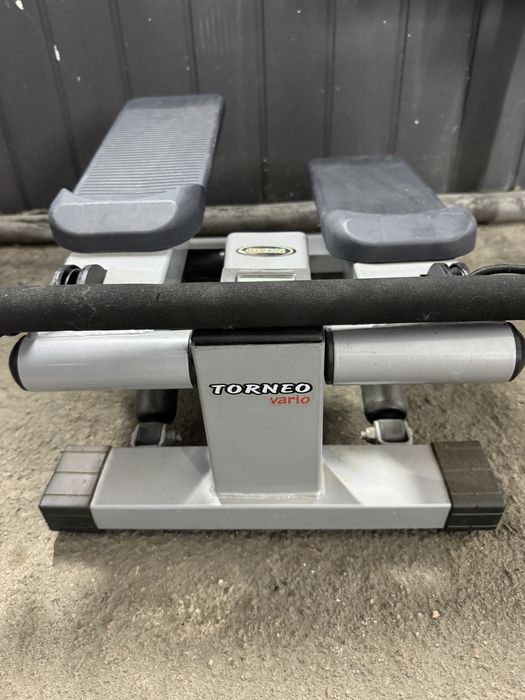 Лавка для жима, гантели, штанга.