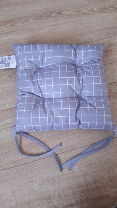 Nowa poduszka 38x38