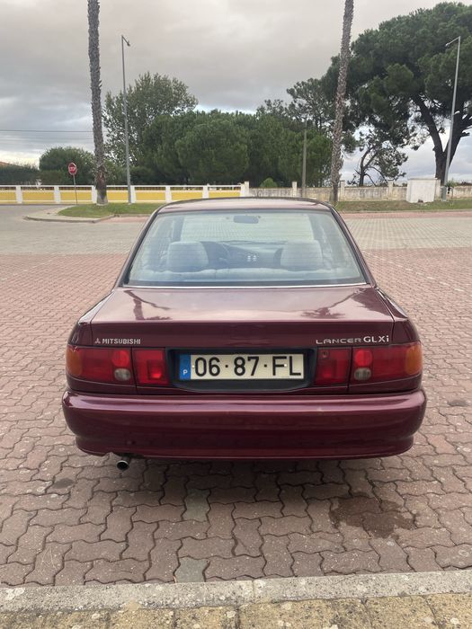 Mitsubishi lancer 1.3 glxi
