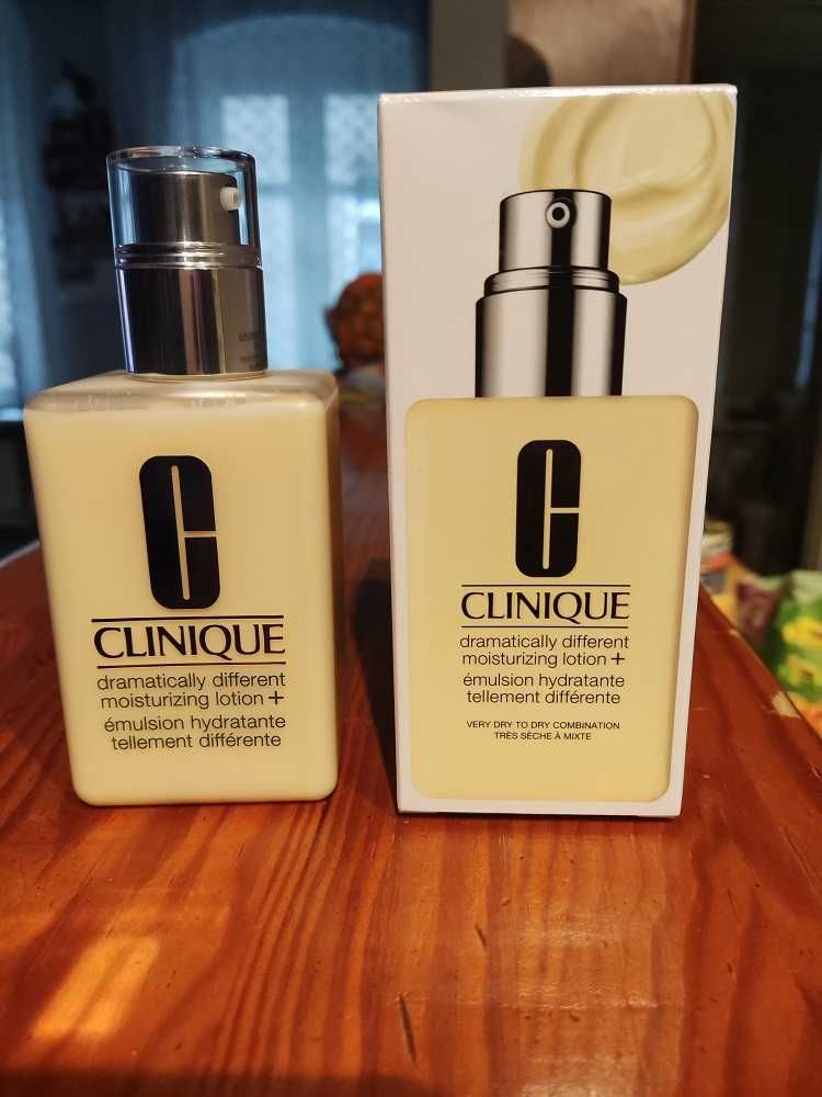 Clinique Dramatically Differen Moisturizing