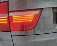 BMW X5 E70 LEWA LAMPA TYŁ TYLNA W KLAPĘ  LED