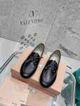 Buty, sandaly klapki, skora 130209