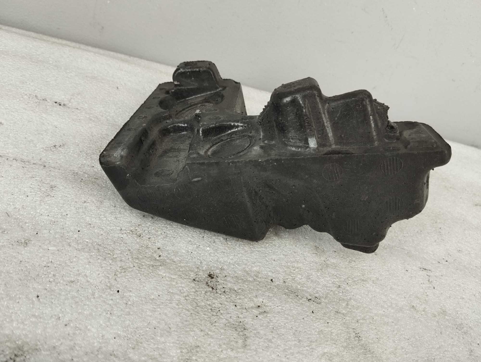 Absorber pianka belki Lexus RX 10-15 Lewy przód