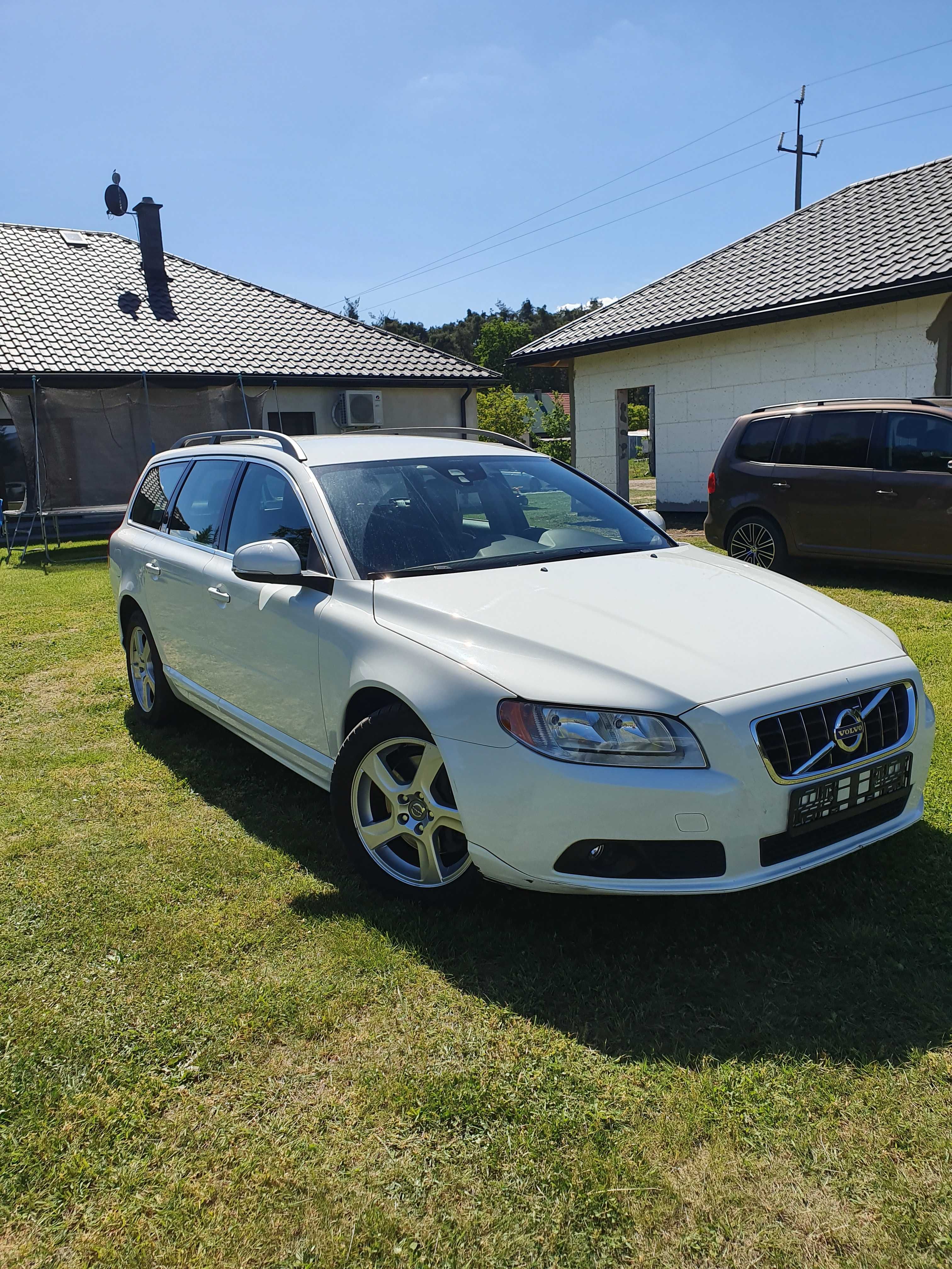 Volvo v70 2.0d  2012r