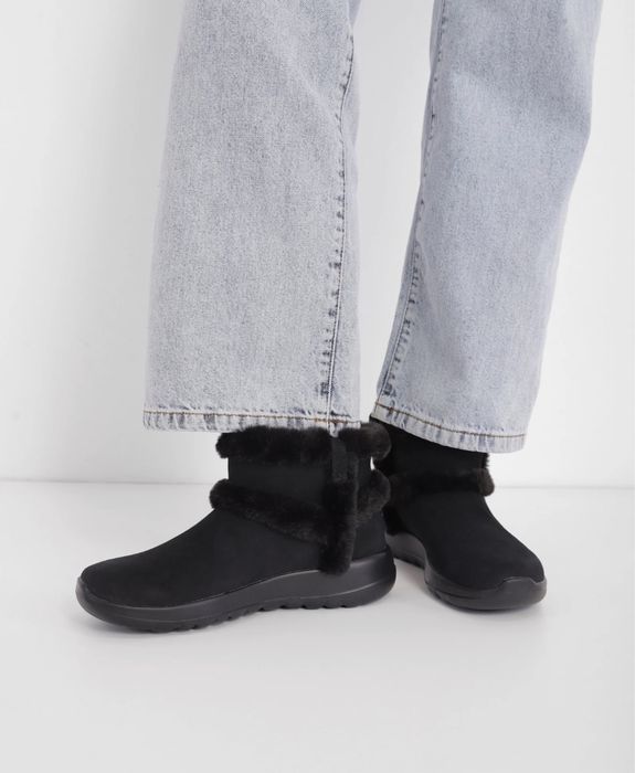 38р. Жіночі черевики SKECHERS On-the-Go Joy-Toasty Feels, Оригінал