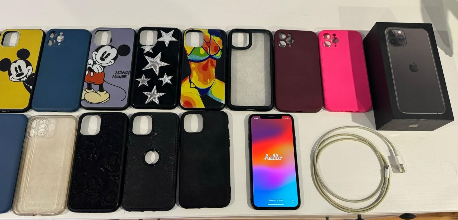 iPHONE 11pro 256 gb.. space grey..NOWA BATERIA 15 case