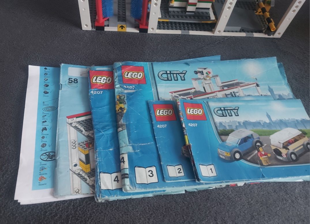 Lego 4207 garaż z windą