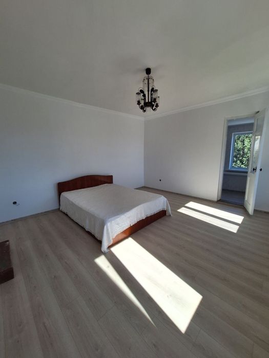 Терміново ! Продаж частини будинку