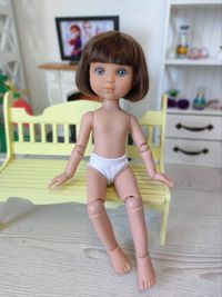 Шарнирная кукла Eva Berjuan с темными волосами, каре  без одежды,35 см
