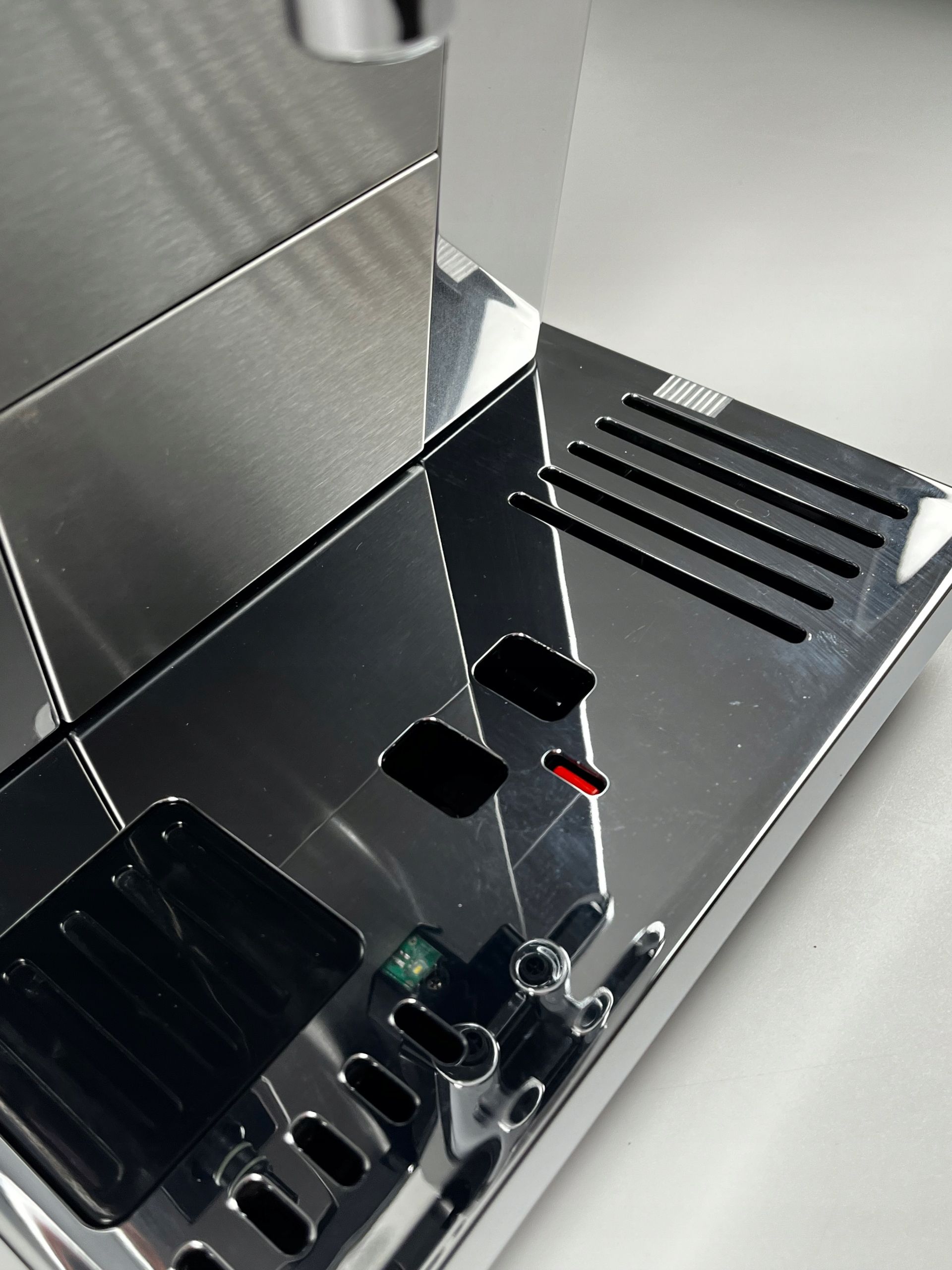 Automatyczny ekspres De'Longhi Primadonna Elite ECAM650.75.MS