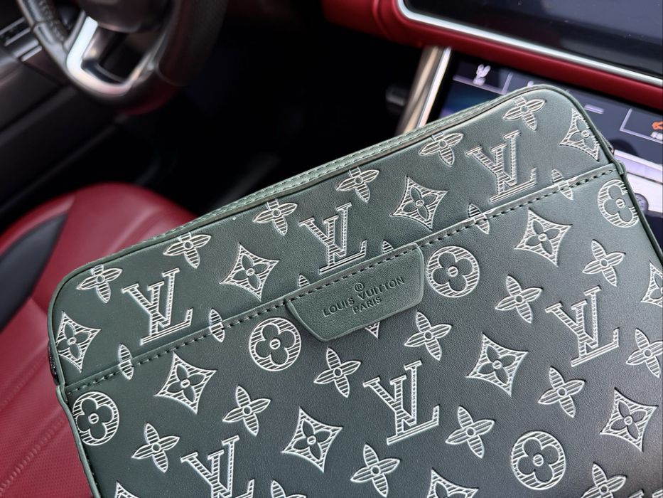 Сумка зеленая Louis Vuitton 3v1 кожаная онигинал 3в1 мужская