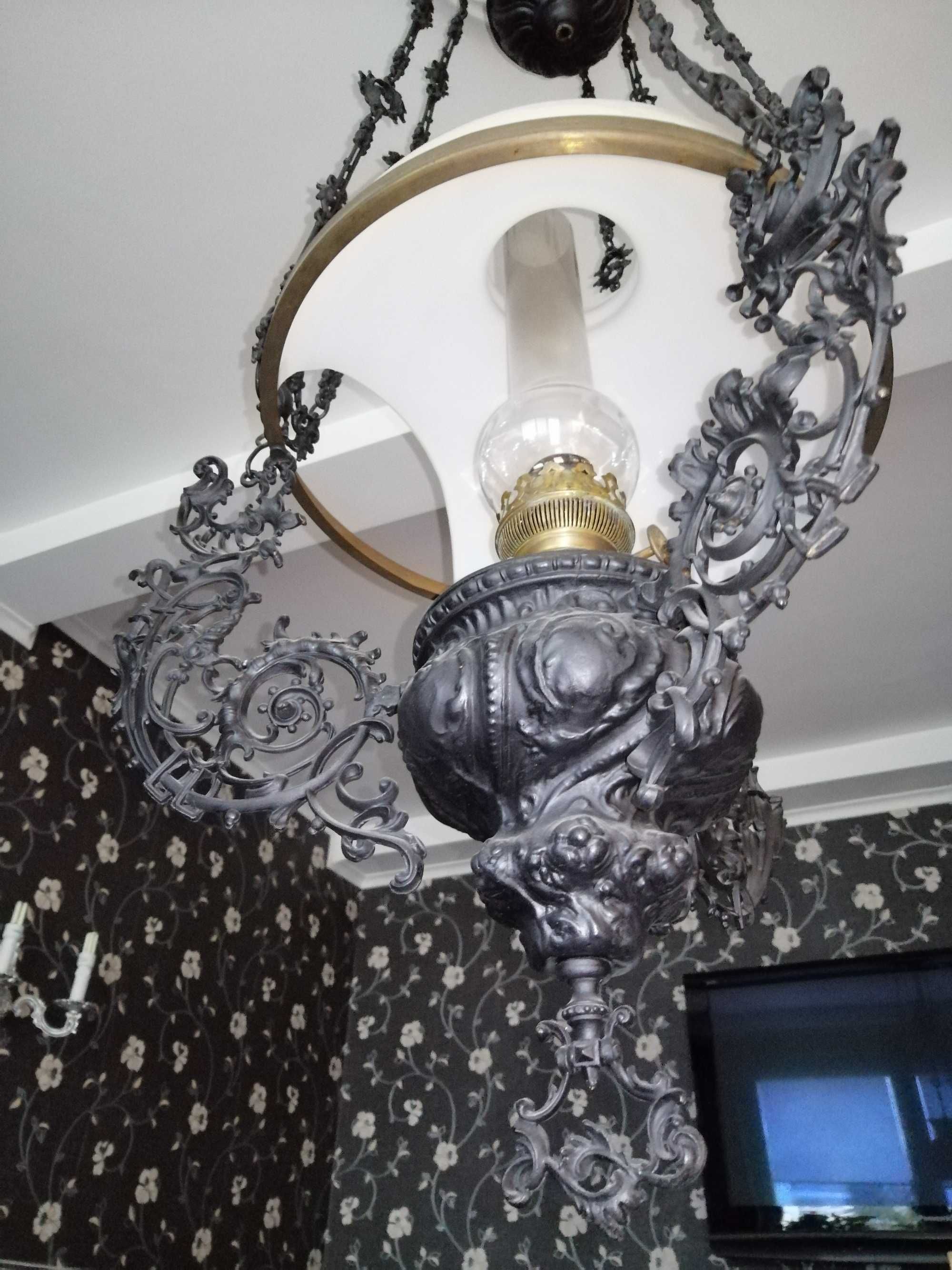 Stara żeliwna wisząca lampa naftowa Matador Brenner 20"