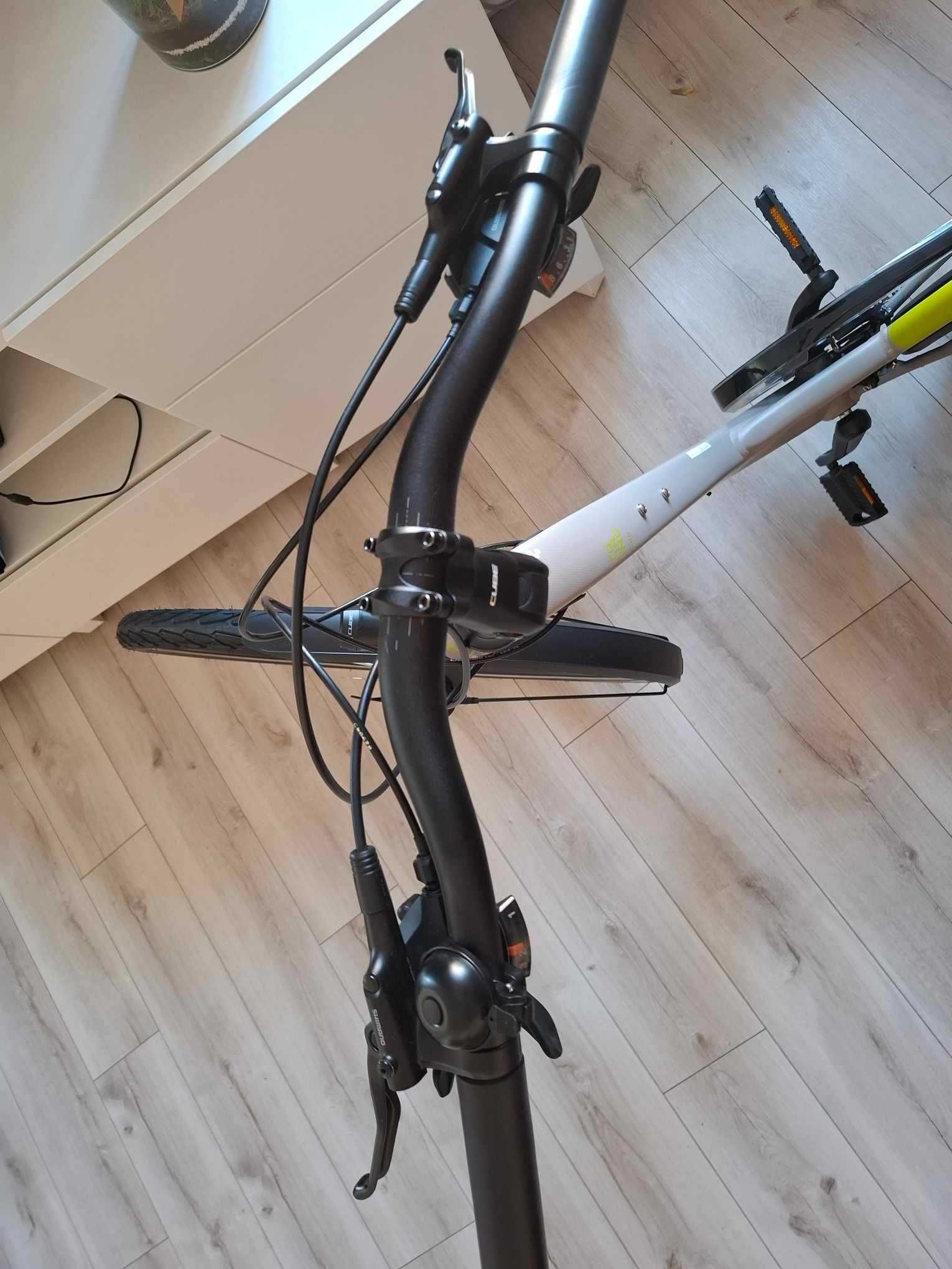 Rower damka CUBE 448150 TOURING PRO EASY ENTRY koła 28 - JAK NOWY