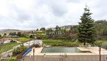 Moradia V4 com piscina e jardim, para venda, em Água Longa, St.º Tir