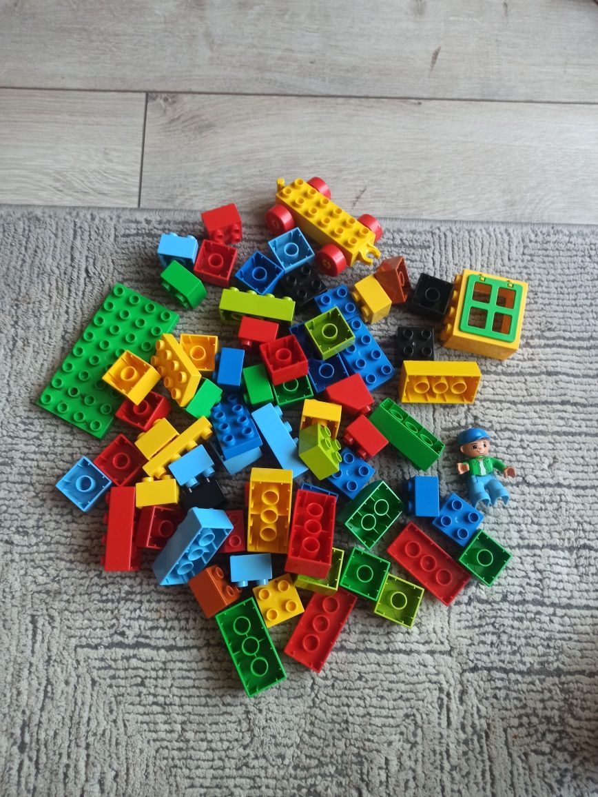 Klocki Duplo około 70 elementów