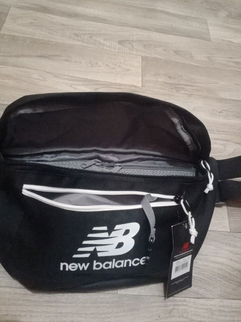 Поясная сумка new balance