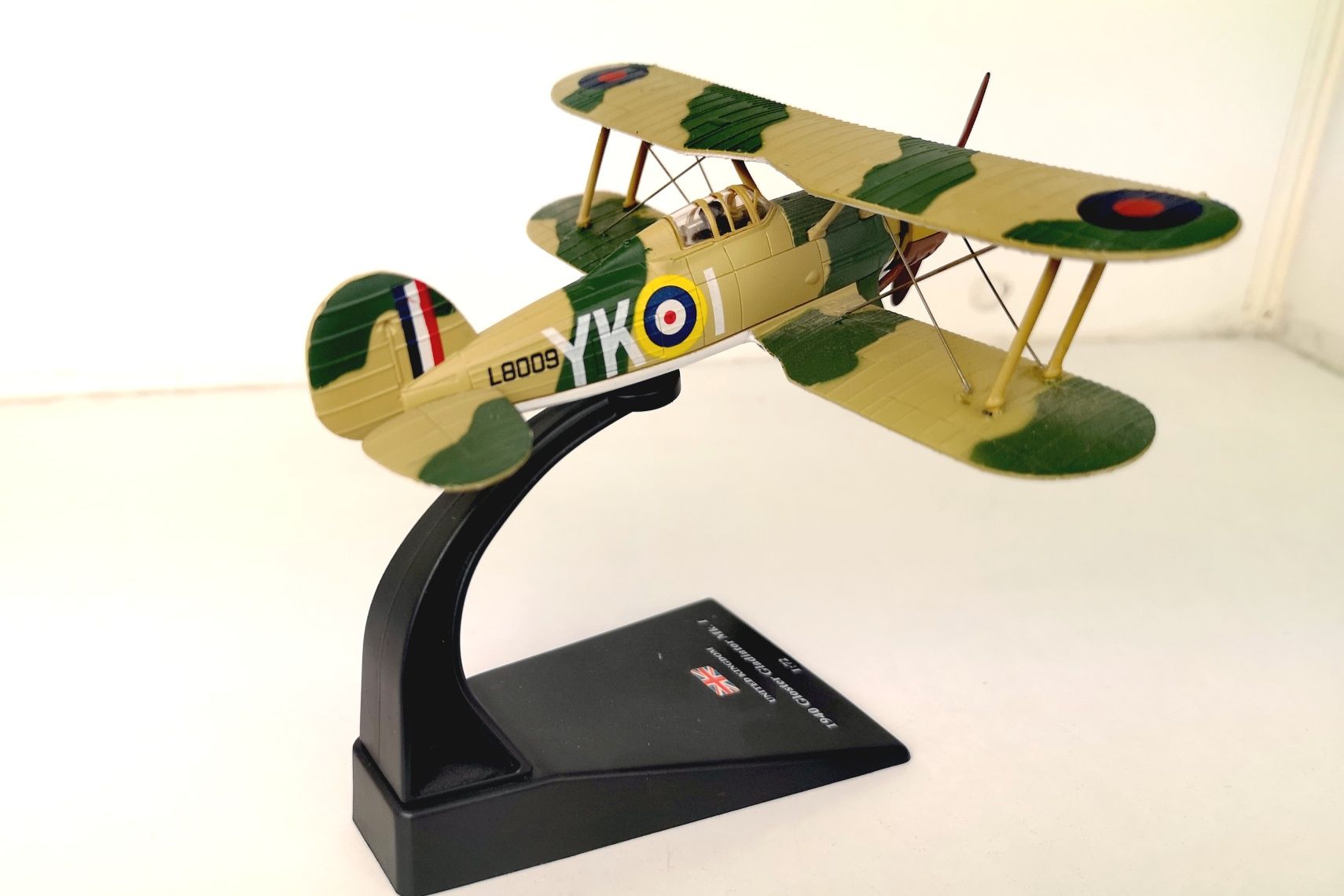 Model 1:72 Gloster Gladiator Mk1 Samoloty Świata Amercom