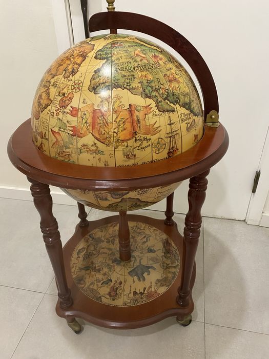 Mini garrafeira (excelente)