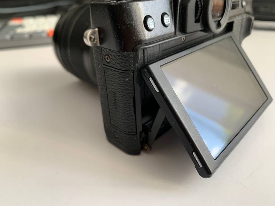 Fujifilm X-T30 + XF 18–55mm f/2.8–4 + аксесуари