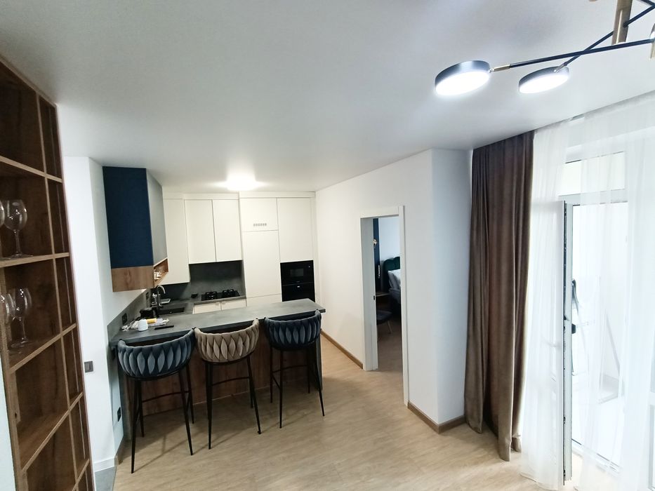 Апартаменти в центрі. Срібний дім Люкс