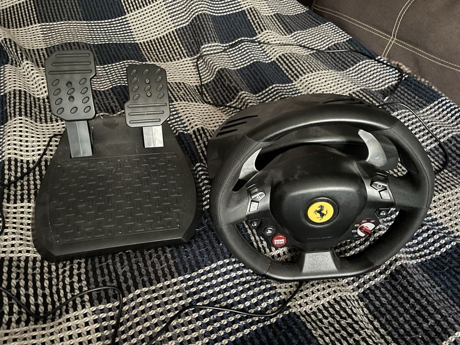 Игровой руль Thrustmaster