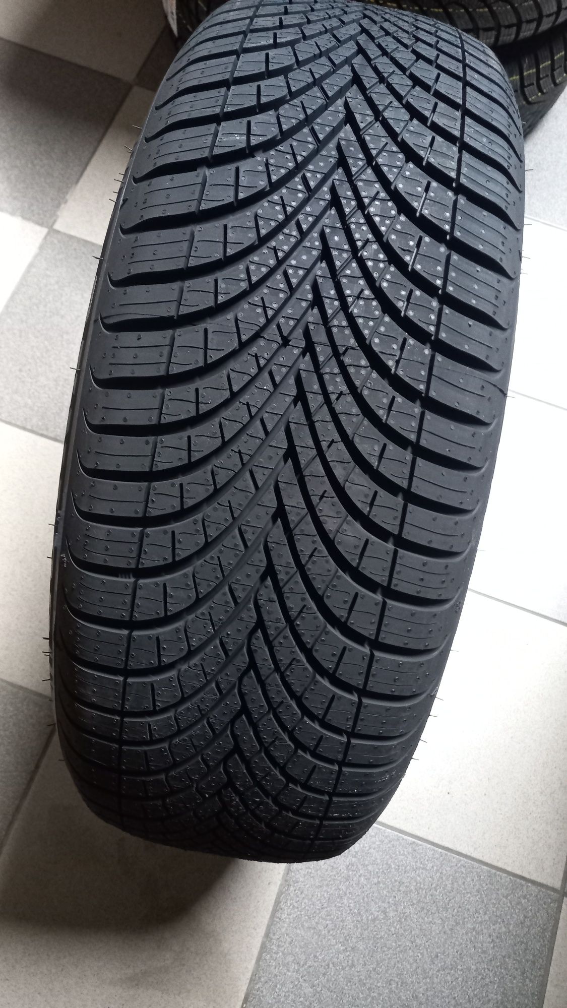 Nowe Opony Wielosezonowe Dunlop ALL Season 2 205/55 R17 95V XL 4szt