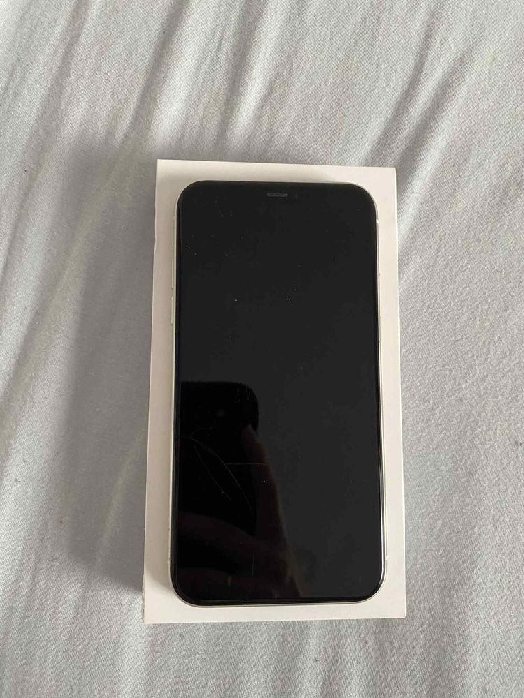 Iphone 11  128GB