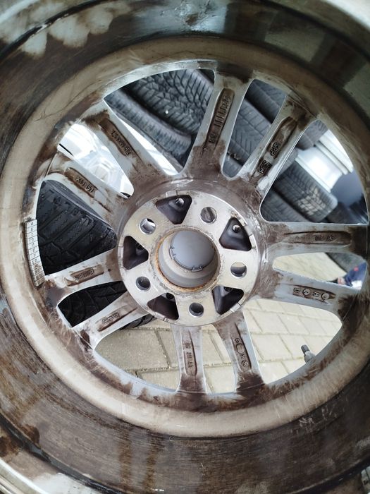 Koła zimowe alufelgi BMW X3 G01 X4 G02 225/50 R17 Bridgestone 5x112