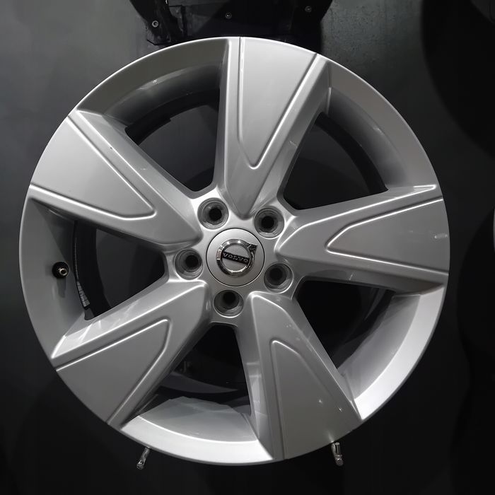 Felgi 17 5x108 Volvo XC40 OE (F508529-36)