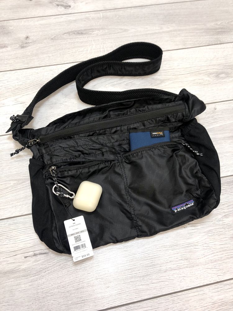 Сумка мессенджер Patagonia Lightweight Travel Courier Bag 15L