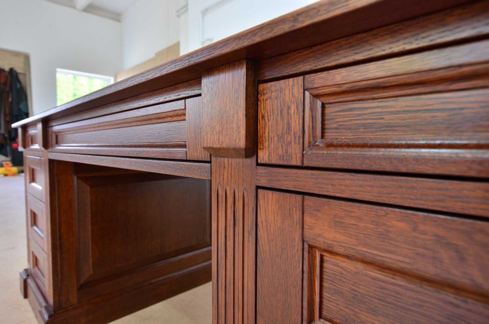 Biurko Amsterdam z blatem prostokątnym