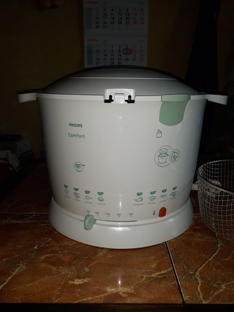 Фритюрница электро фритюрница Philips HD 6111