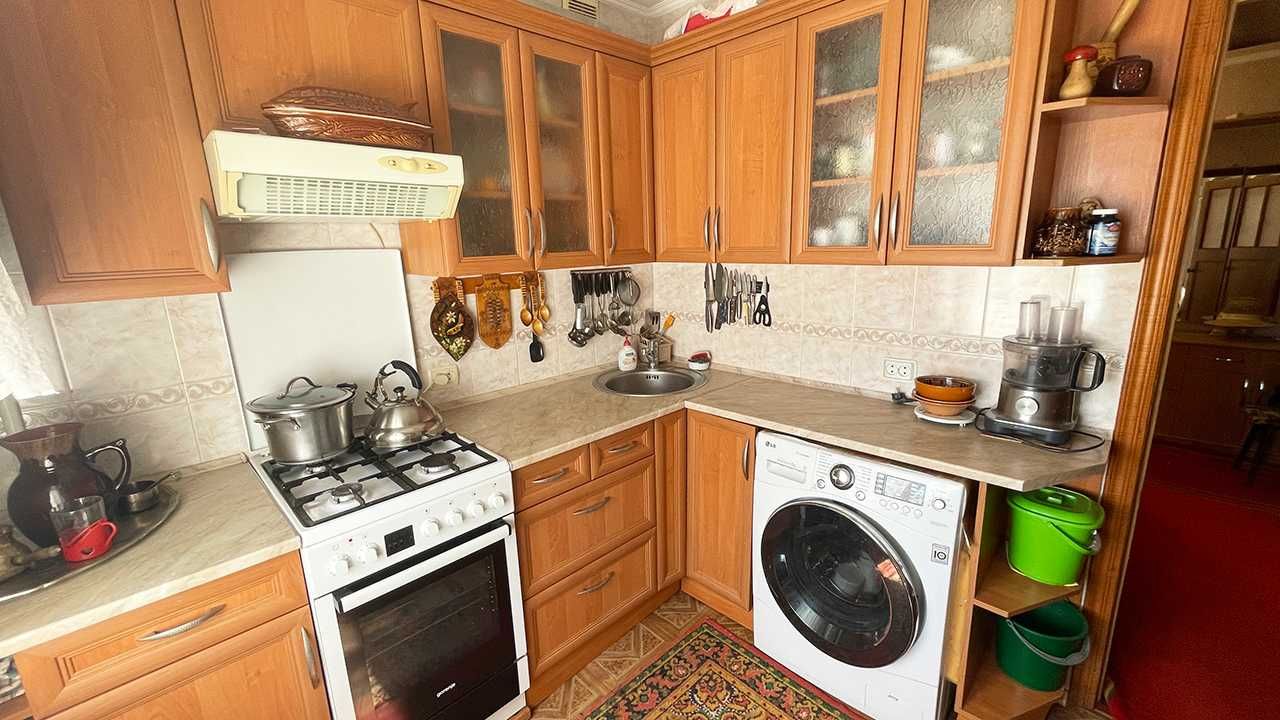 Продажа квартиры на Мореходной. Заходи и живи! Третий этаж